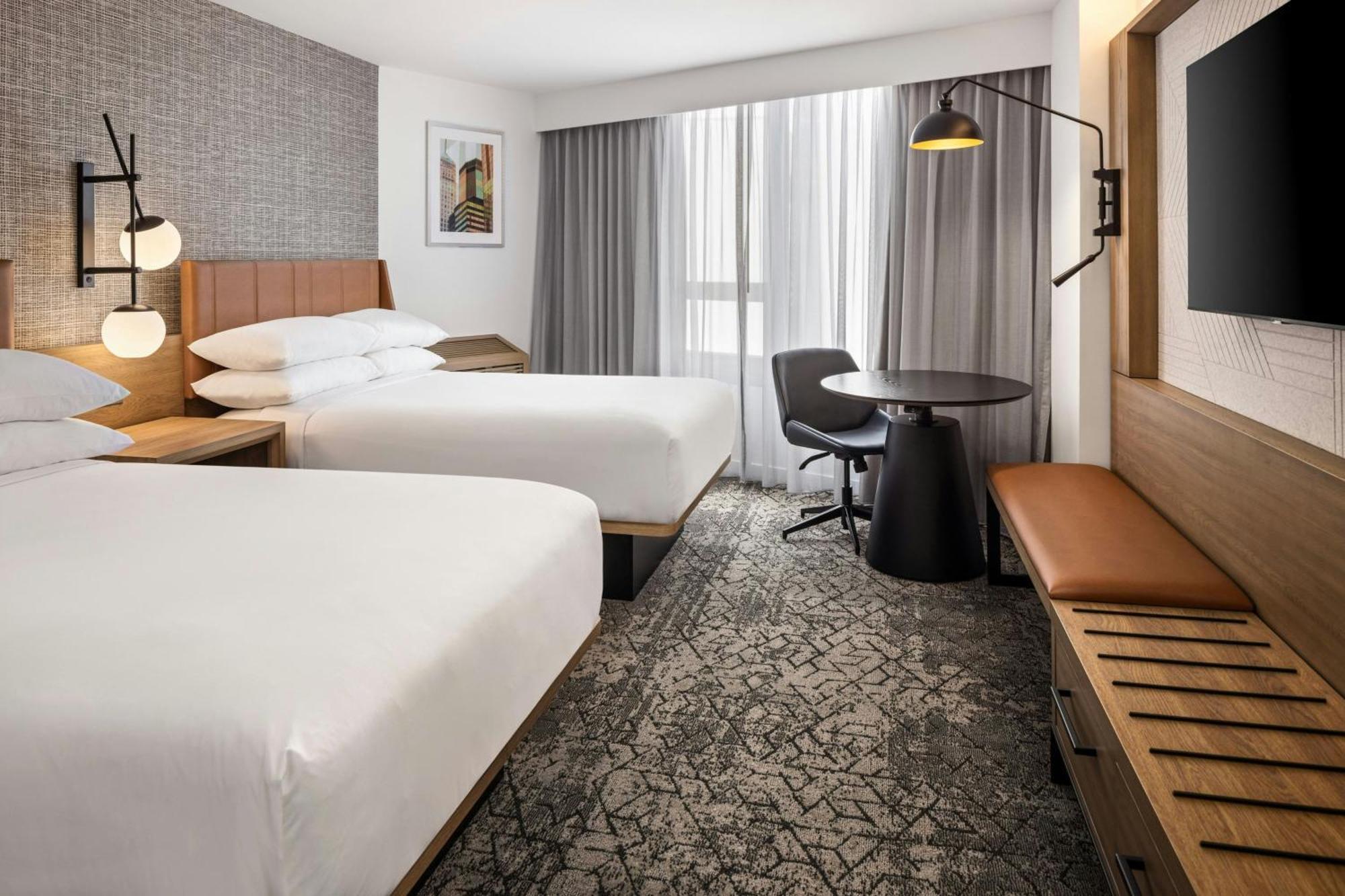 Sheraton Minneapolis Downtown Convention Center Екстериор снимка